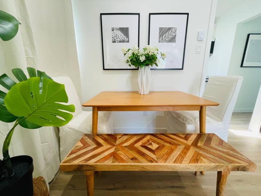 Stylish Cozy One Bedroom Studio With Free Parking Victoria Luaran gambar
